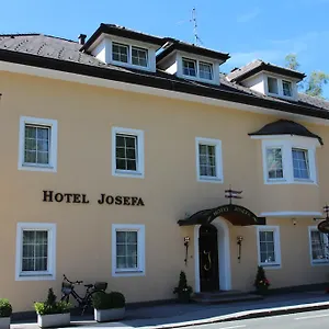 Josefa Solnohrad